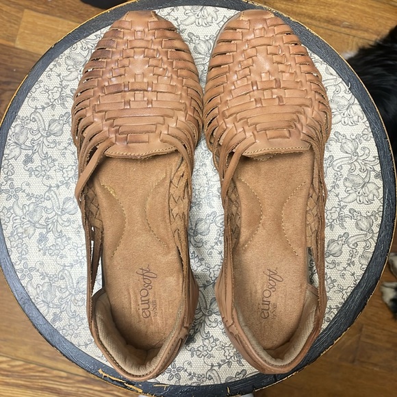 Shoes - Sandals/ loafers!